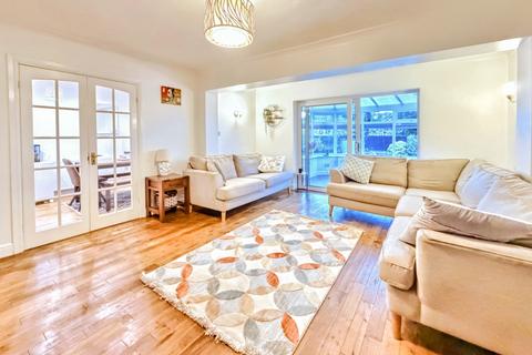 4 bedroom detached house for sale, 11b West Street, Weedon, NN7 4QU