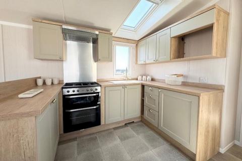 2 bedroom static caravan for sale, Swift Provence Solent Breezes Holiday Park, Southampton SO31