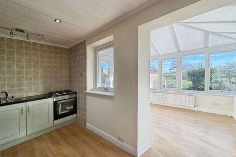 2 bedroom semi-detached house to rent, Highmoor Lane, Cleckheaton, BD19