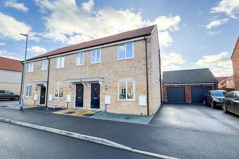 3 bedroom semi-detached house for sale, Fincham Drive, Crowland PE6