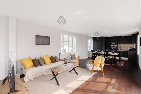 2 bedroom penthouse for sale, Marshall Street London W1F