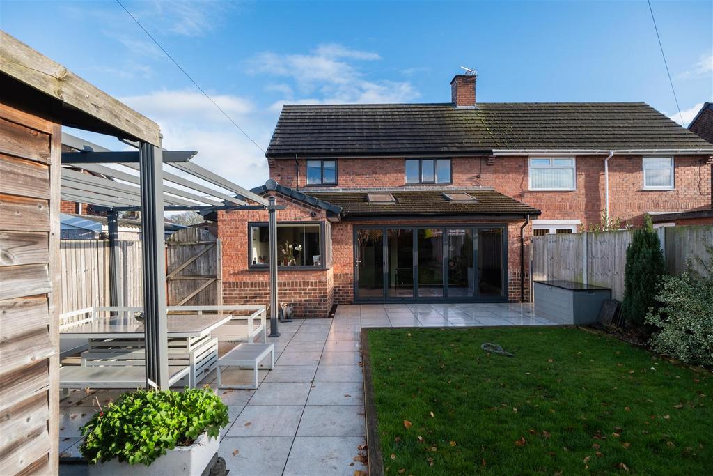 51 Weaverham Road 2-008.jpg