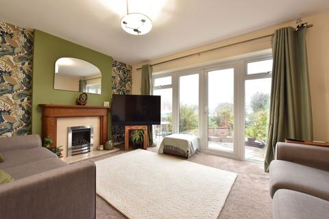 3 bedroom semi-detached house for sale, Queen Street, Kingswinford DY6