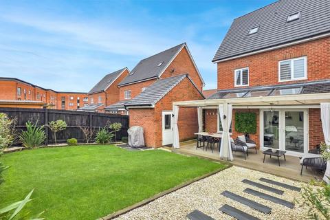 4 bedroom detached house for sale, Linseed Crescent, Walkden M28