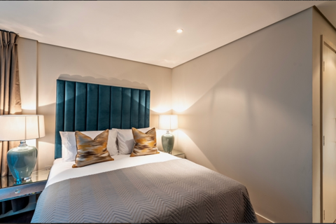 3 bedroom apartment to rent, Paddington, London W2