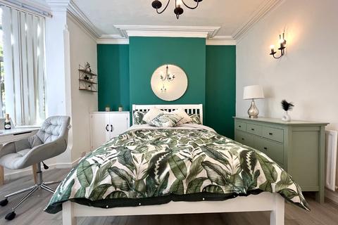 5 bedroom house to rent, Nottingham NG7