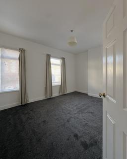 3 bedroom end of terrace house to rent, Turner Street, Stoke-on-Trent