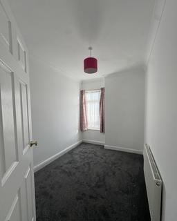 3 bedroom end of terrace house to rent, Turner Street, Stoke-on-Trent