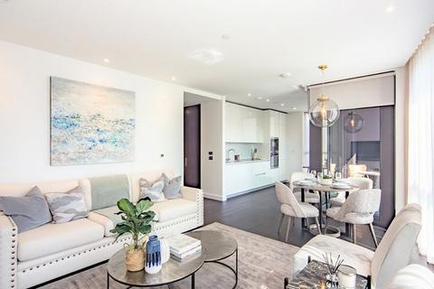 2 bedroom apartment to rent, Charles Clowes Walk, London SW11