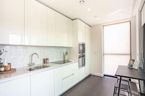 2 bedroom apartment to rent, Charles Clowes Walk, London SW11