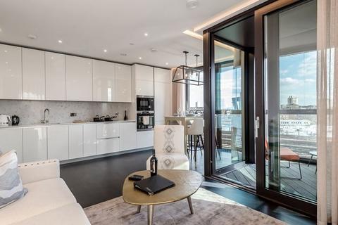 2 bedroom apartment to rent, Charles Clowes Walk, London SW11