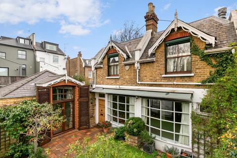 undefined, Grove Park Gardens, London, W4