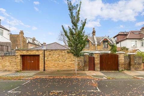 undefined, Grove Park Gardens, London, W4