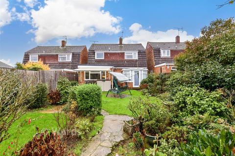3 bedroom detached house for sale, Pembroke Road, Coxheath, Maidstone, Kent