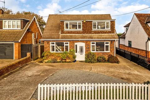 5 bedroom detached house for sale, First Avenue, Hook End, CM15