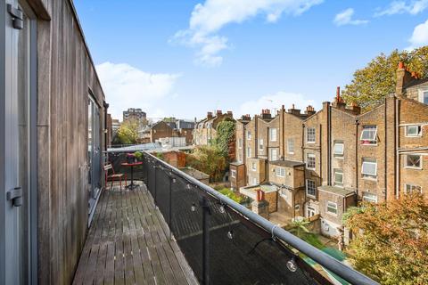 2 bedroom flat for sale, Acton Street, London, WC1X