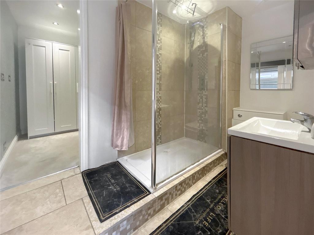 Annex Shower Room
