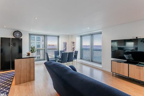 Western Harbour Breakwater, Edinburgh, EH6