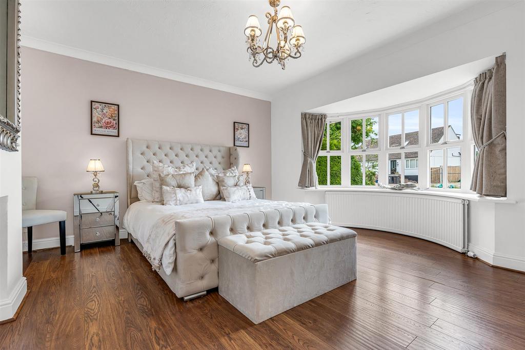 Ground floor bedroom 4