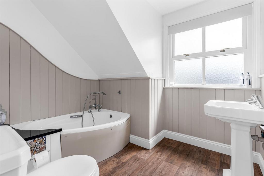 Family bathroom