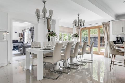 4 bedroom detached house for sale, Town Lane, Stevenage SG2