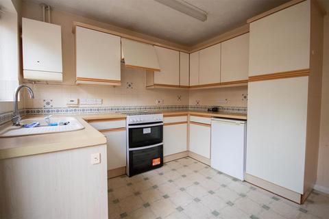 2 bedroom terraced house to rent, The Cloisters, Romsey SO51