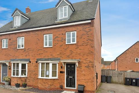 4 bedroom semi-detached house for sale, Navy Close, Burbage