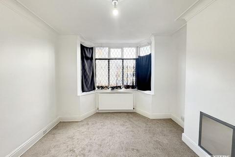 4 bedroom detached house for sale, 51, Upper Road, Dewsbury