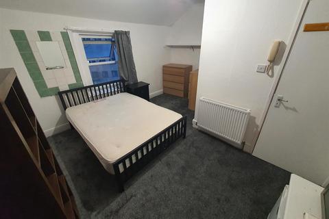 undefined, Wayside, Bournemouth, BH1
