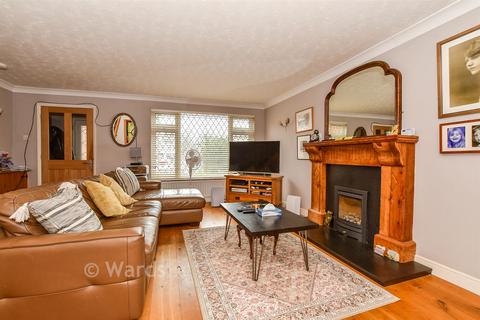 undefined, Knaves Acre, Headcorn TN27