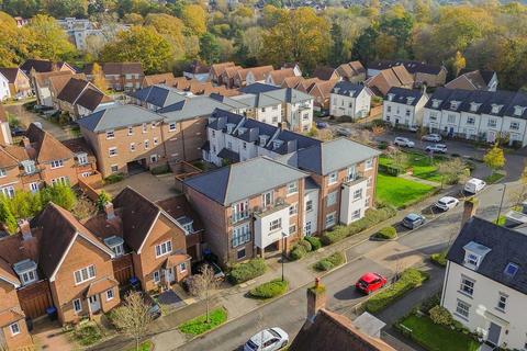Trubwick Avenue, Waverley House, RH16