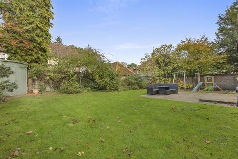 undefined, Richard Gardens, High Wycombe HP13
