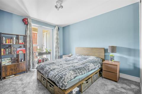 undefined, Suffield Hill, High Wycombe HP11
