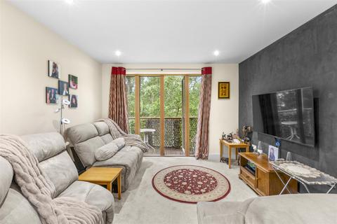 undefined, Ryemead Boulevard, High Wycombe HP11