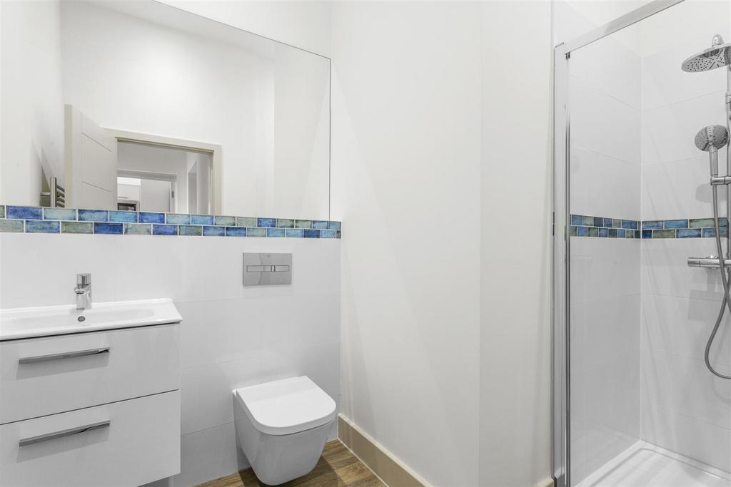 Flat 5, Harlow House, Harlow Road, HP13 6 AA-7.jpg