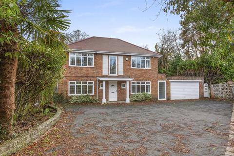 4 bedroom detached house to rent, Daws Lea, High Wycombe HP11