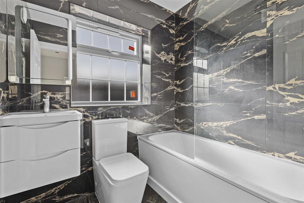 Acme House, Wooburn Moor, HP10 0 NH-4.jpg