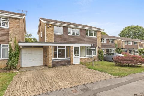 4 bedroom detached house for sale, Cresswell Way, Holmer Green HP15