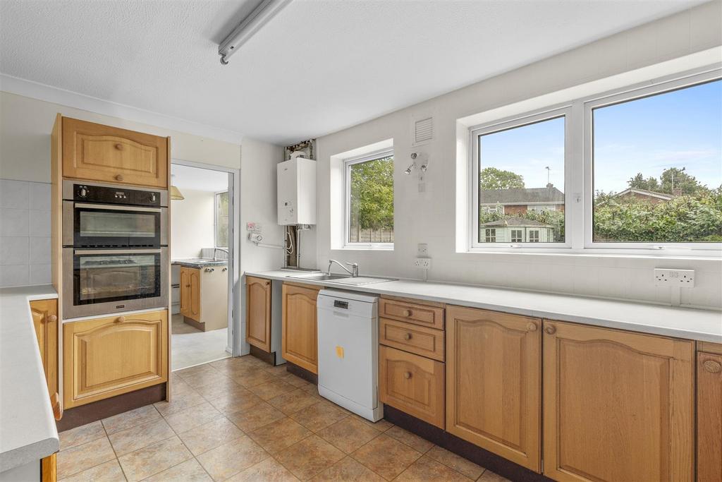 Kitchen 1