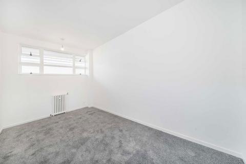 2 bedroom flat for sale, Sheen Road, Richmond TW9