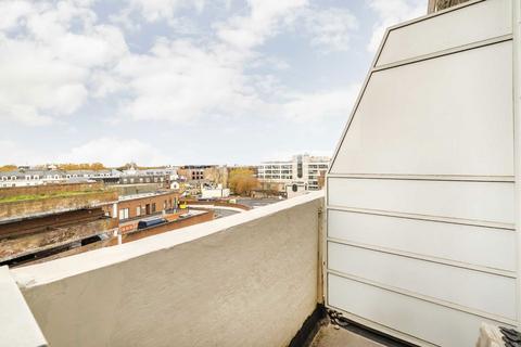 2 bedroom flat for sale, Sheen Road, Richmond TW9