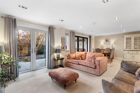 undefined, Venus Way, Stratford-Upon-Avon
