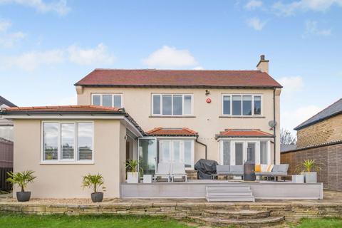 5 bedroom detached house for sale, Woodside Road, Beaumont Park, HD4