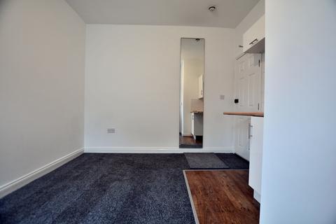undefined, Hinton Road, Uxbridge, UB8