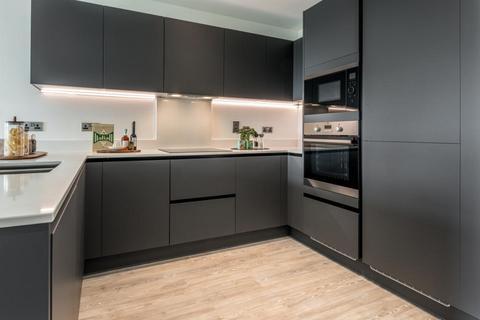 2 bedroom apartment for sale, Flat 142 Kew Bridge Rise, Brentford, TW8
