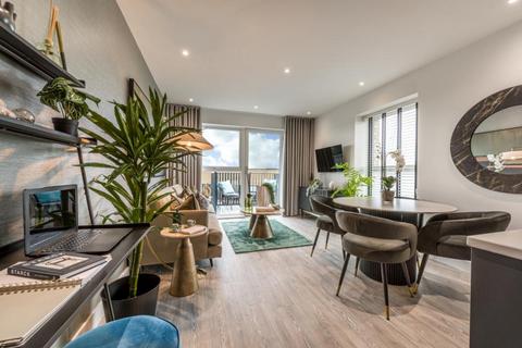 2 bedroom apartment for sale, Flat 3105 Kew Bridge Rise, Brentford, TW8
