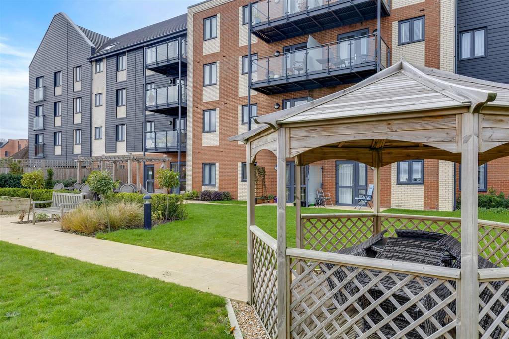 04-0458 PFMCS - 8 Roslin Place-91.jpg