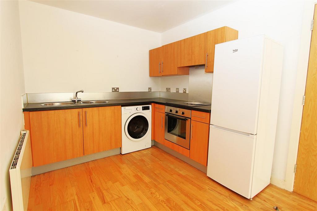 Kitchen.JPG