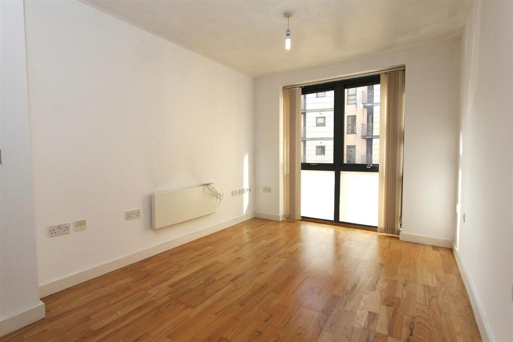 Living Room 2.JPG