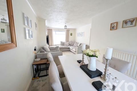 3 bedroom terraced house for sale, Felderland Close, Maidstone ME15